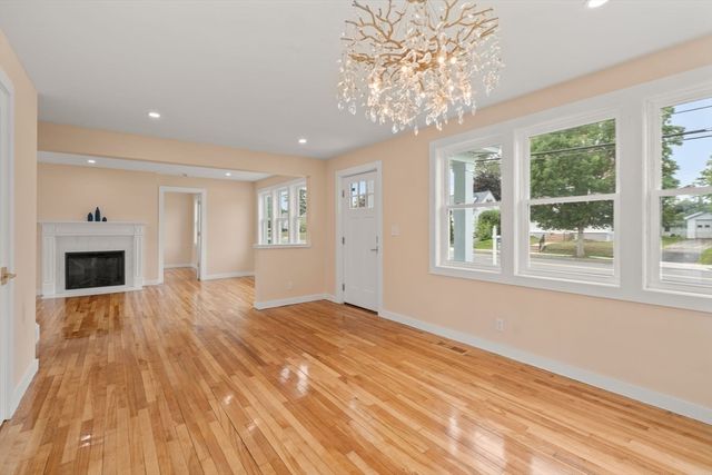 331 Burncoat Street, Worcester, MA 01606