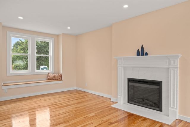 331 Burncoat Street, Worcester, MA 01606