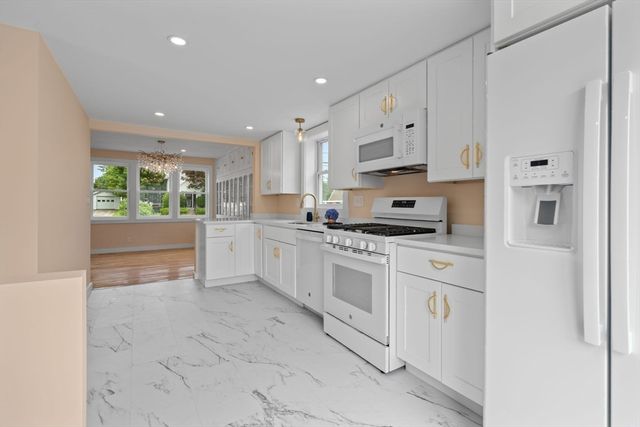 331 Burncoat Street, Worcester, MA 01606