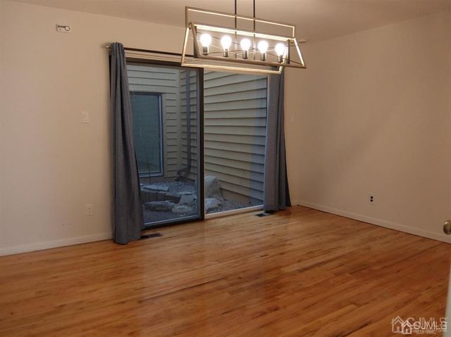 35 Sayre Drive, Plainsboro, NJ 08540