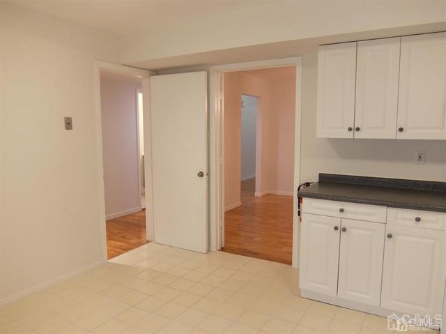 35 Sayre Drive, Plainsboro, NJ 08540