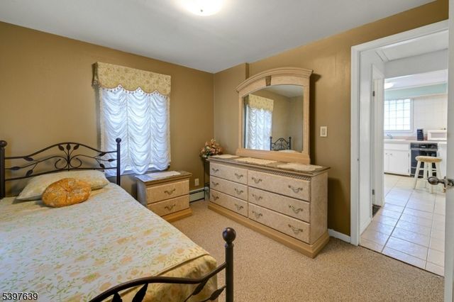 38 Klinger Rd, East Hanover Twp., NJ 07936