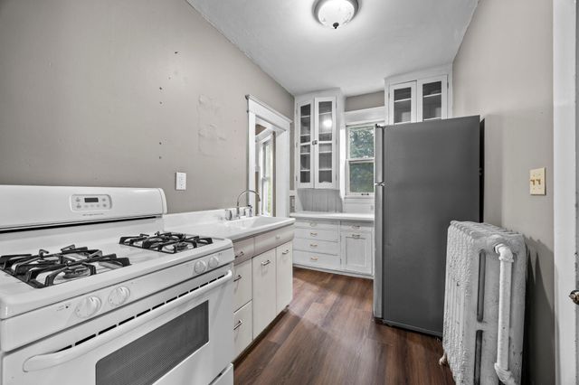 1217 Grand Avenue, Saint Paul, MN 55105