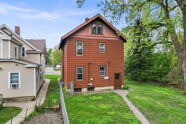 1217 Grand Avenue, Saint Paul, MN 55105