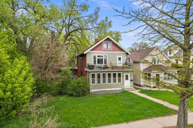 1217 Grand Avenue, Saint Paul, MN 55105
