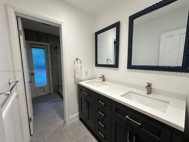 7625 SW 180th Ter 7625, Palmetto Bay, FL 33157