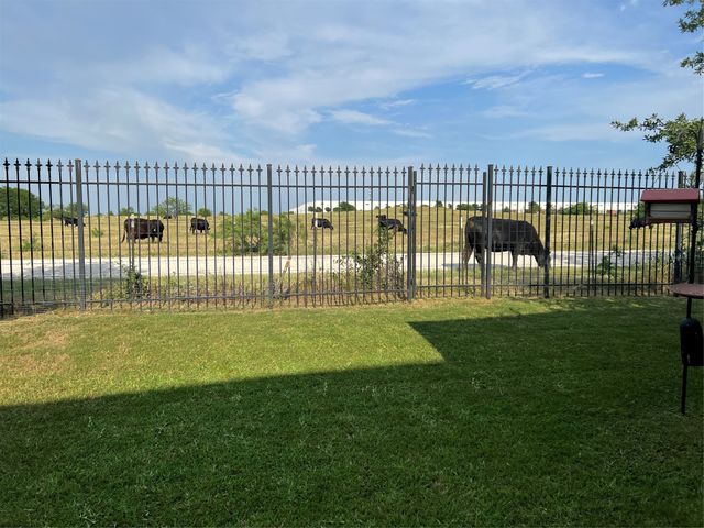 14712 Seventeen Lakes Boulevard, Fort Worth, TX 76262