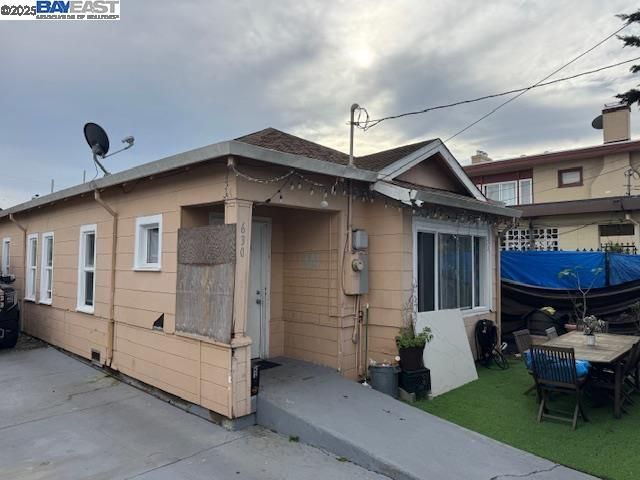 630 12th St, Richmond, CA 94801