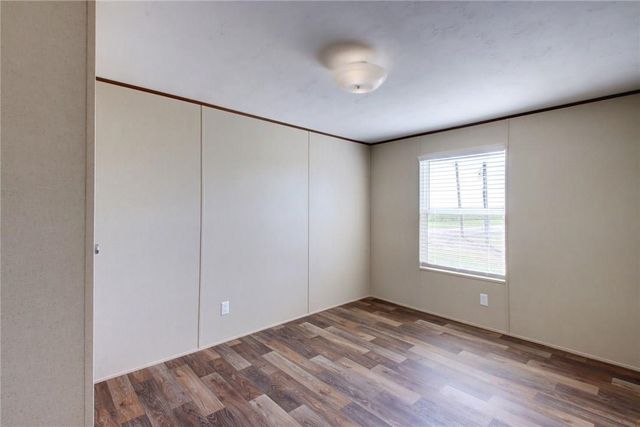 14512 Graef RD, Creedmoor, TX 78610