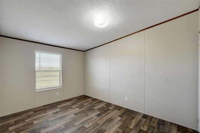 14512 Graef RD, Creedmoor, TX 78610