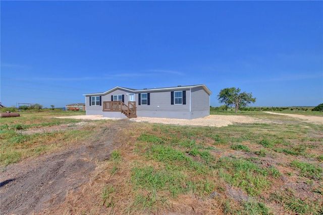 14512 Graef RD, Creedmoor, TX 78610