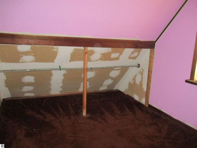 523 Union Street, St Louis, MI 48880