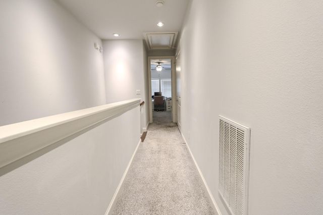 2037 Fannin Station N, Houston, TX 77045