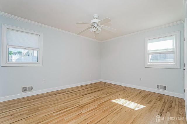41 Fanwood Drive, Sayreville, NJ 08872