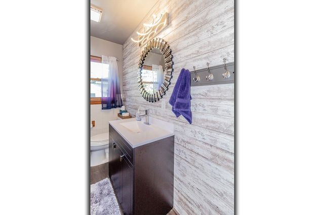 1718 S PEARL STREET, New London, WI 54961
