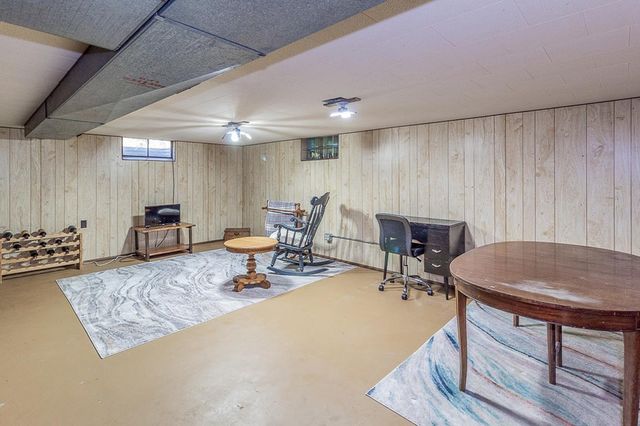 1718 S PEARL STREET, New London, WI 54961