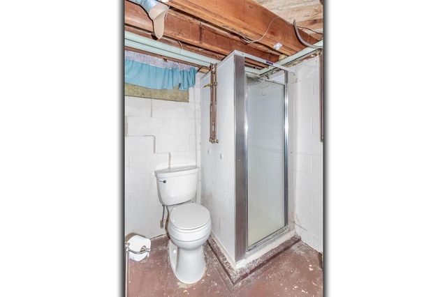 1718 S PEARL STREET, New London, WI 54961