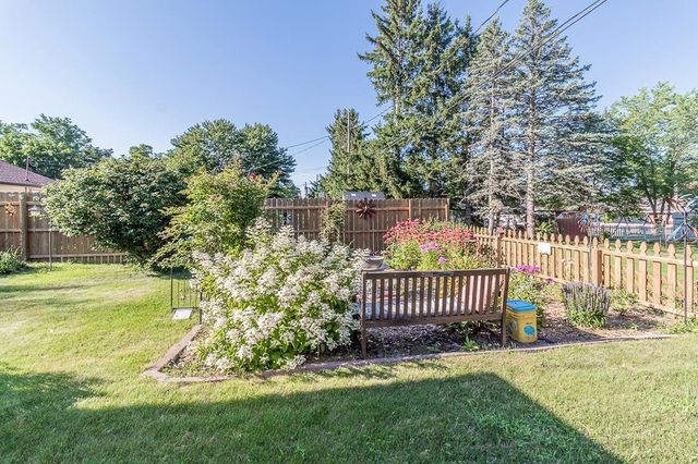 1718 S PEARL STREET, New London, WI 54961