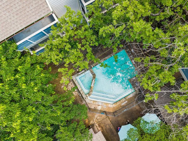 1404 Norwalk LN 204, Austin, TX 78703