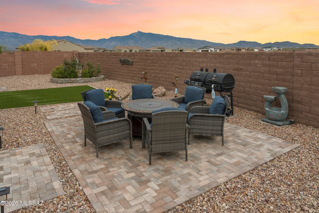 8164 S Expedition Drive, Tucson, AZ 85747