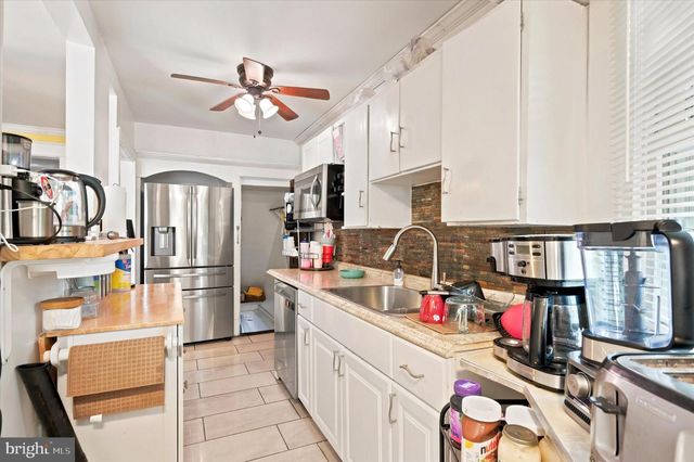 863 E PRICE ST, Philadelphia, PA 19138
