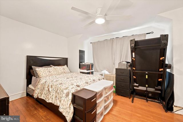 863 E PRICE ST, Philadelphia, PA 19138