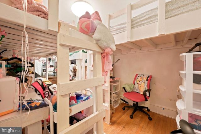 863 E PRICE ST, Philadelphia, PA 19138