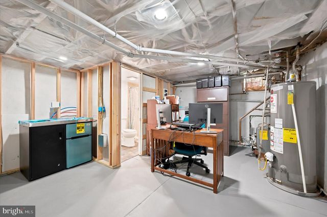 863 E PRICE ST, Philadelphia, PA 19138