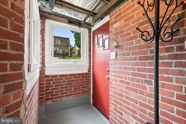 863 E PRICE ST, Philadelphia, PA 19138