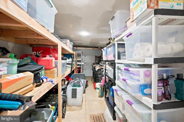 863 E PRICE ST, Philadelphia, PA 19138