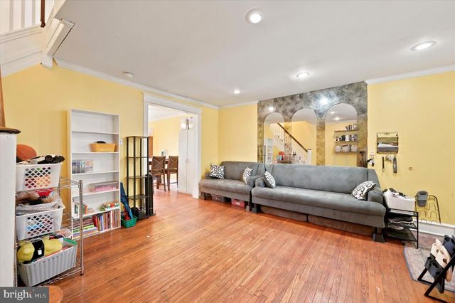 863 E PRICE ST, Philadelphia, PA 19138