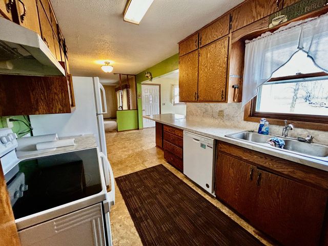 27142 County Highway 73, Deer Creek, MN 56527