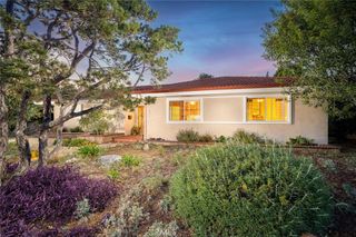 897 Ottawa Drive, Claremont, CA 91711