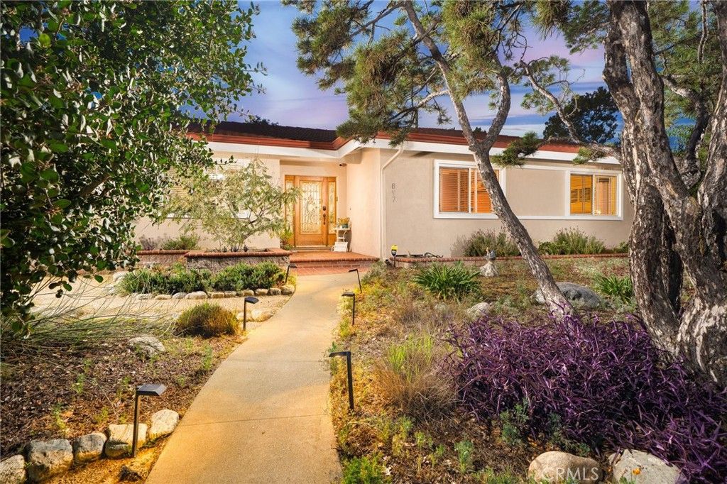 Image 1 of property listing at 897 Ottawa Drive, Claremont, CA 91711