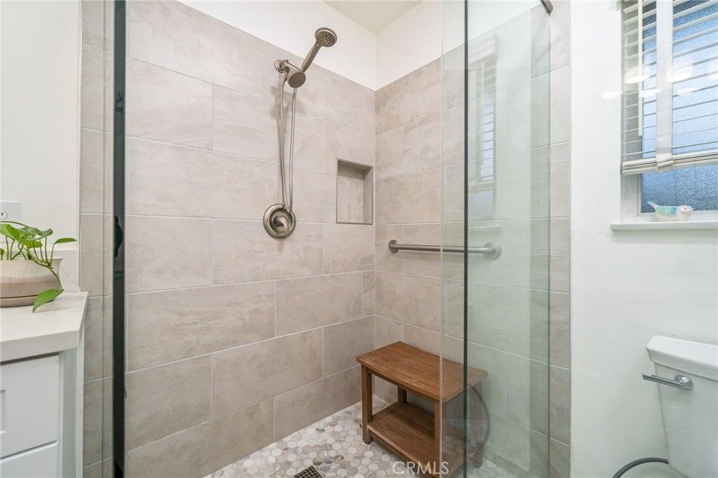 Image 22 of property listing at 897 Ottawa Drive, Claremont, CA 91711