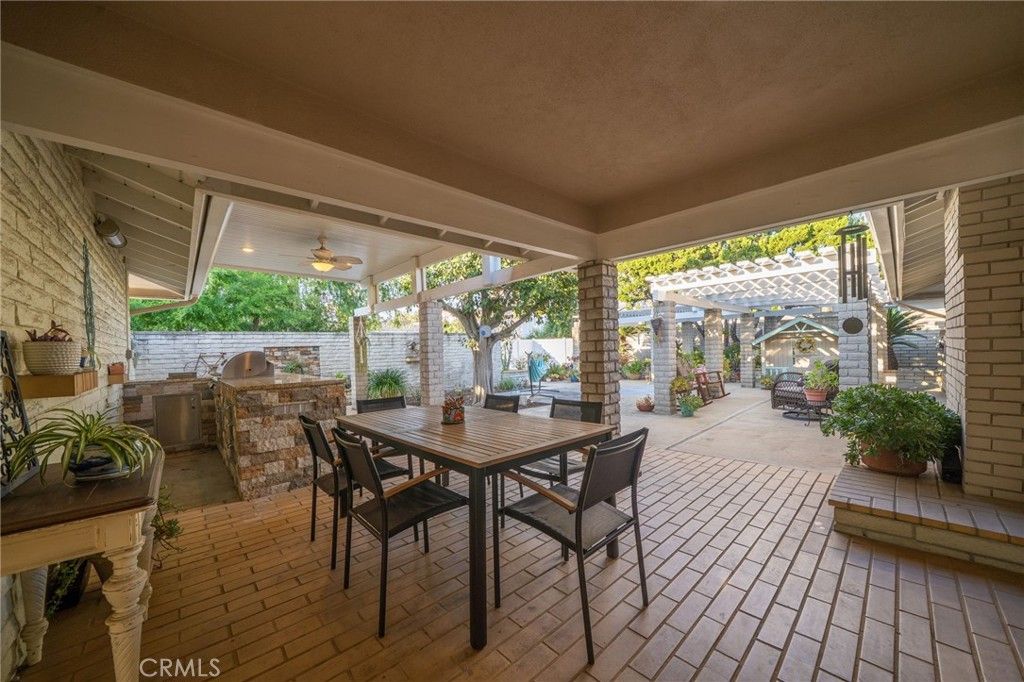 Image 28 of property listing at 897 Ottawa Drive, Claremont, CA 91711