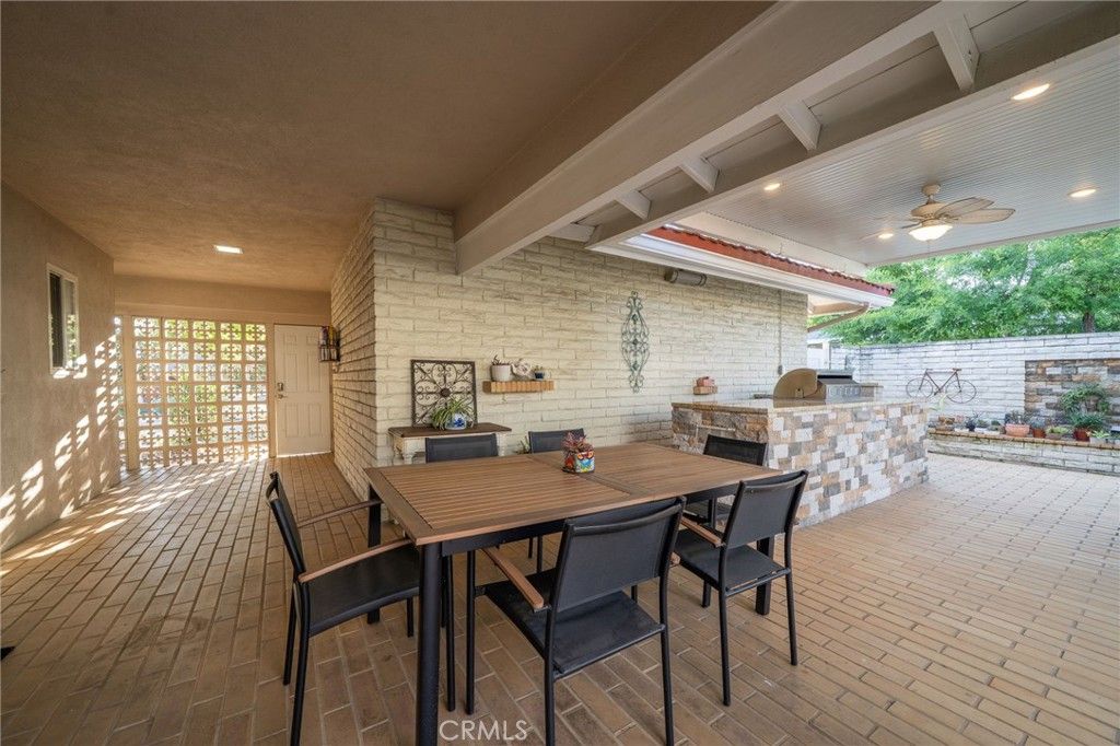 Image 29 of property listing at 897 Ottawa Drive, Claremont, CA 91711