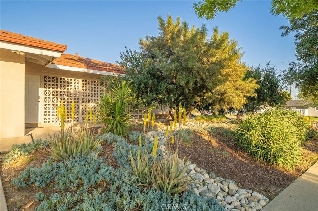 Image 46 of property listing at 897 Ottawa Drive, Claremont, CA 91711