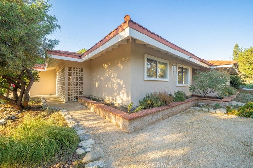 Image 47 of property listing at 897 Ottawa Drive, Claremont, CA 91711