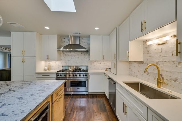 4104 Tablerock DR, Austin, TX 78731