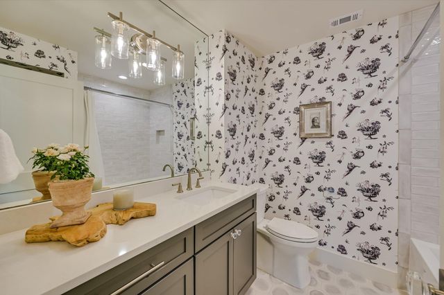 4104 Tablerock DR, Austin, TX 78731