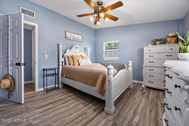 11214 EMUNESS Road, Jacksonville, FL 32218