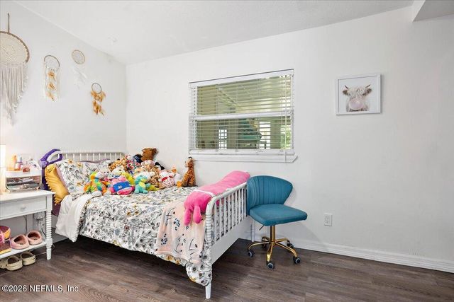 11214 EMUNESS Road, Jacksonville, FL 32218