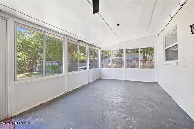 11214 EMUNESS Road, Jacksonville, FL 32218