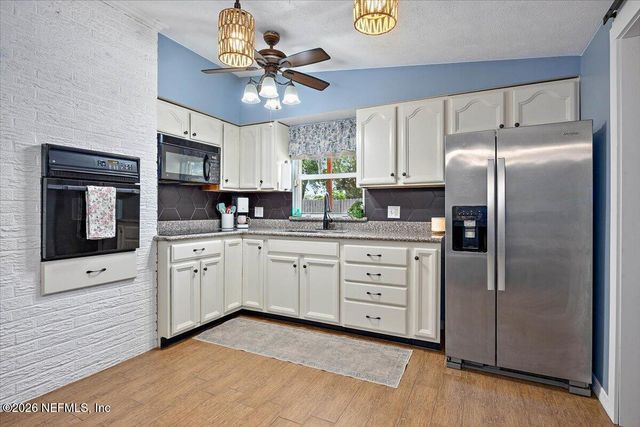 11214 EMUNESS Road, Jacksonville, FL 32218