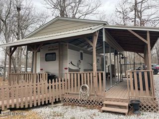 9 & 50 Forest Ln & Chestnut Oak Dr, Crossville, TN 38571