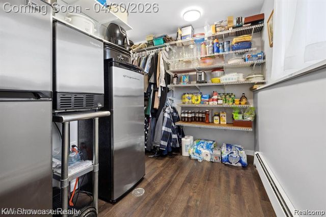 543 Woodland Drive, South Lyon, MI 48178
