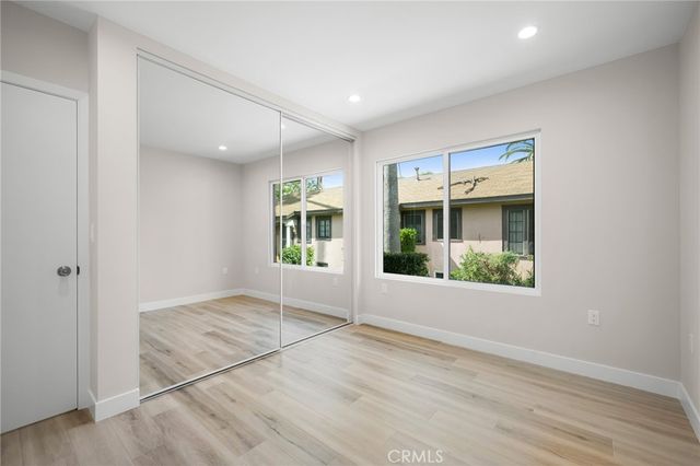 417 Riverdale Drive 415, Glendale, CA 91204