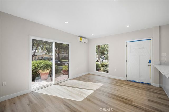 417 Riverdale Drive 415, Glendale, CA 91204