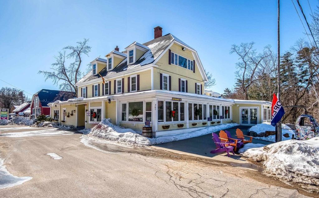 3360 & 3378 White Mountain Highway, Conway, NH 03860